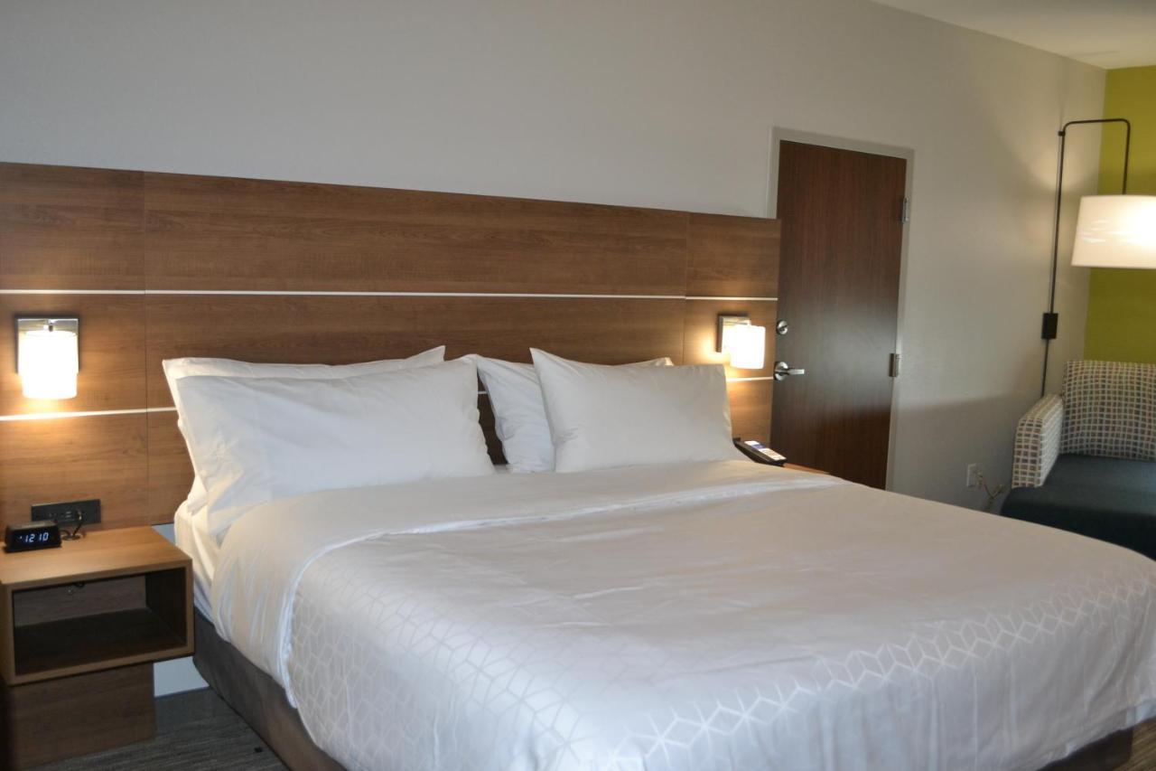 Holiday Inn Express Tallahassee-University Central By Ihg Extérieur photo
